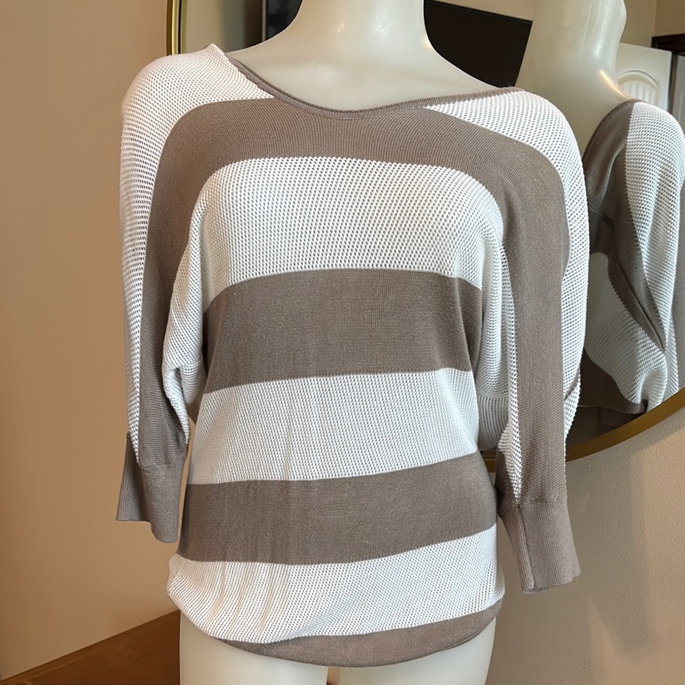 Express Vintage Striped White and Tan Sweater. Sz S Excellent condition.